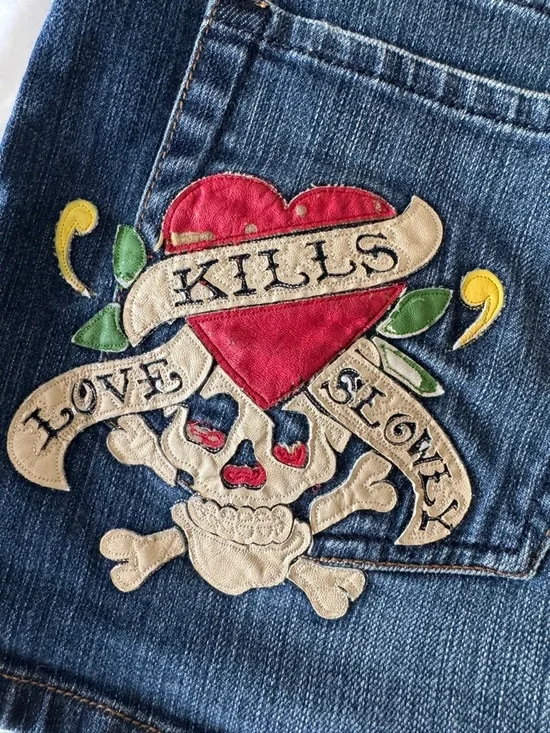 Vintage Ed Hardy Denim Mini Skirt sz 29 Y2K Love Kills Slowly Graphic Distressed - Picture 4 of 9